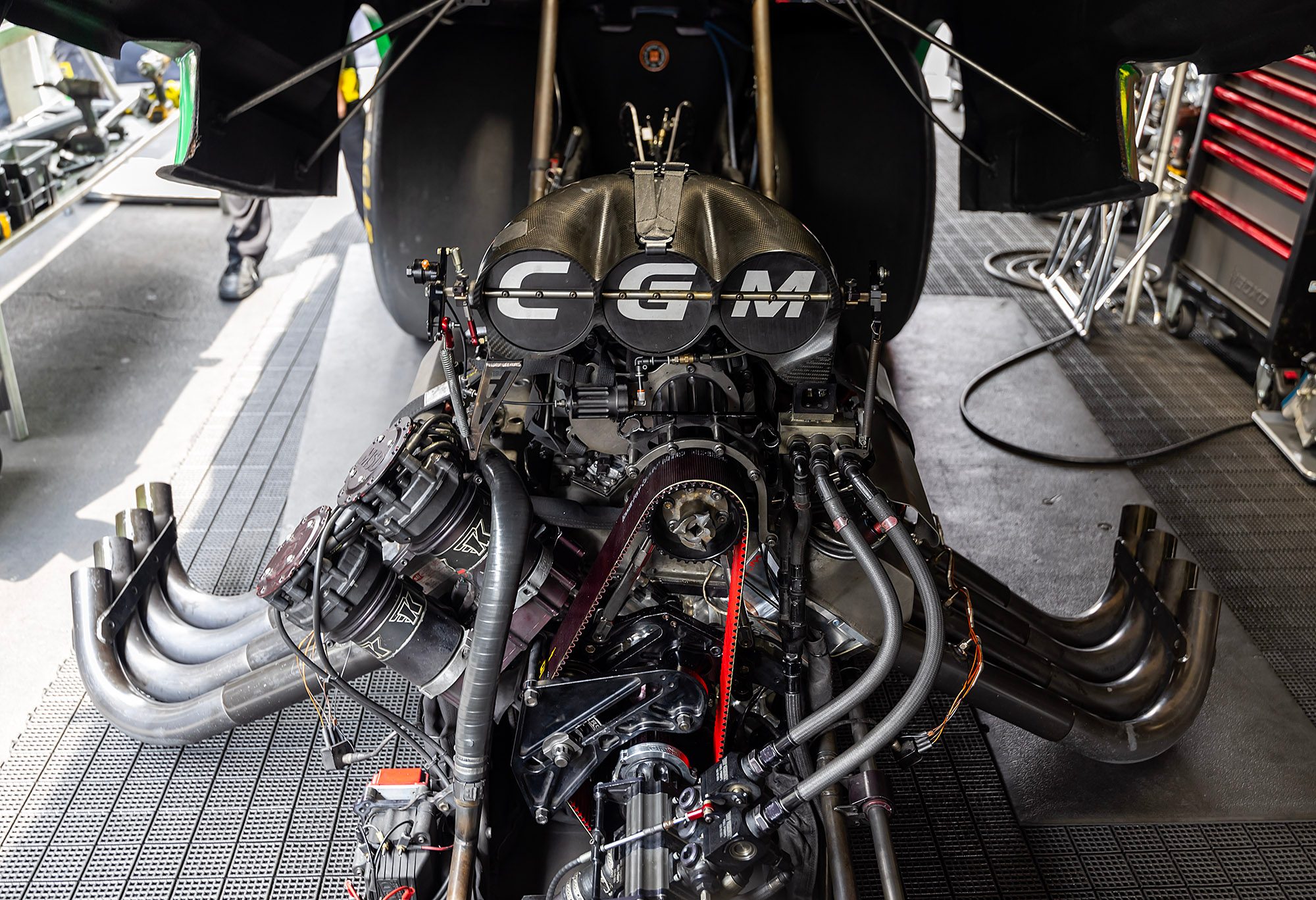 Nitro engine detail: CGM on the injector, headers below